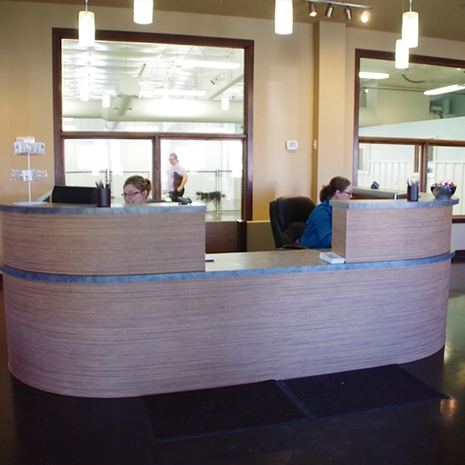 front desk in lobby at The Retreat